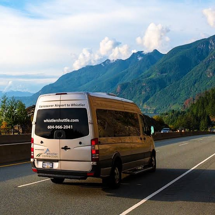WHISTLER SHUTTLE BUS(バンクーバー空港から送迎可能)
